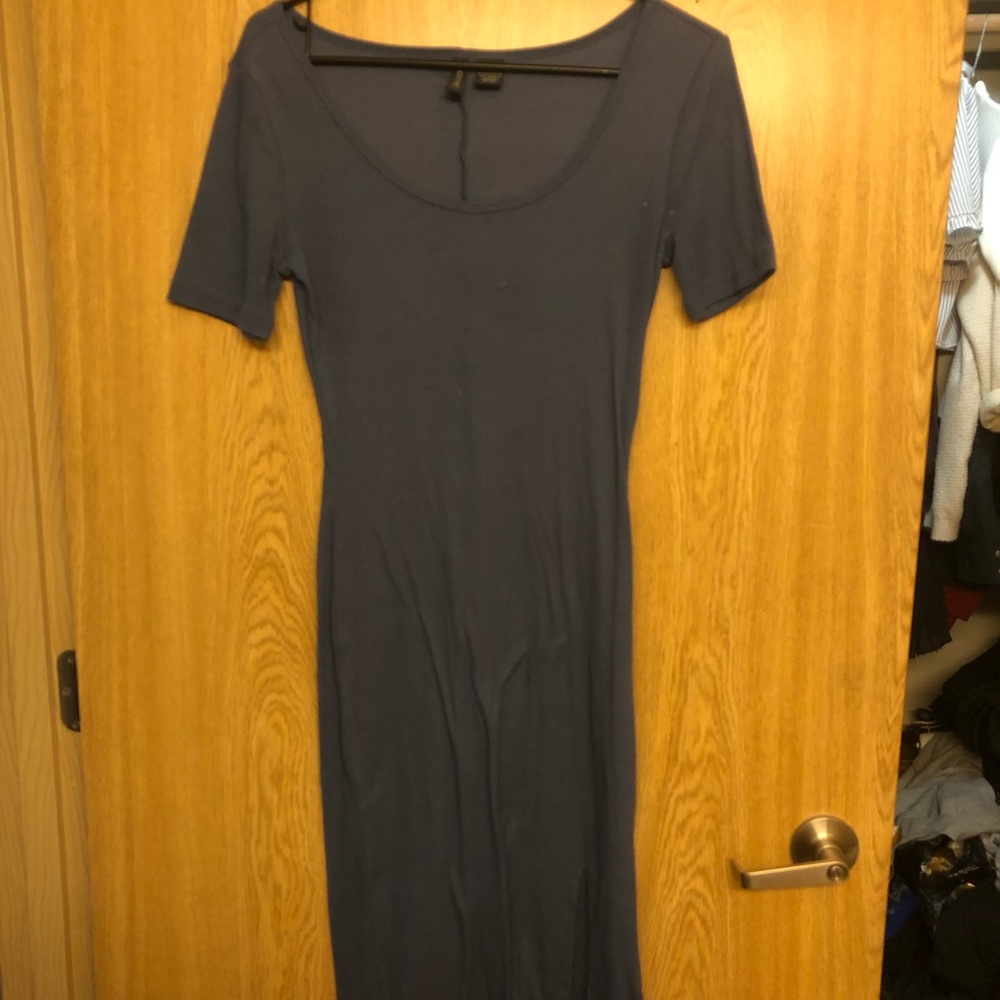 Blue tight long dress with 3/4 sleeves